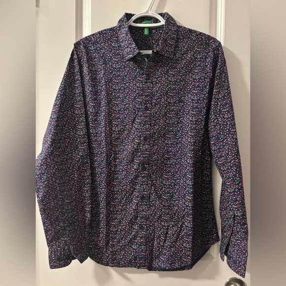 United Colors of Benetton Men’s Printed Slim Fit Button up - Picture 2 of 9
